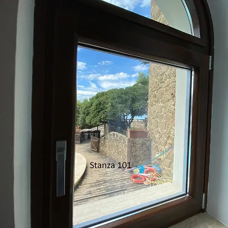 Il Gabbiano ホテル パリヌロ