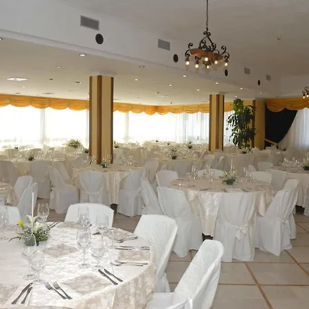 ホテル Il Gabbiano 3*